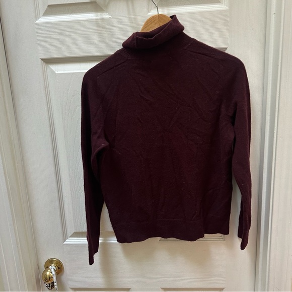 Quince Mongolian Cashmere Turtleneck Burgundy Sweater m medium - Picture 7 of 8
